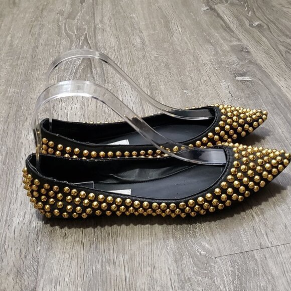 Steve Madden * Extraa Black & Gold Studded Flats 6 - Picture 5 of 12